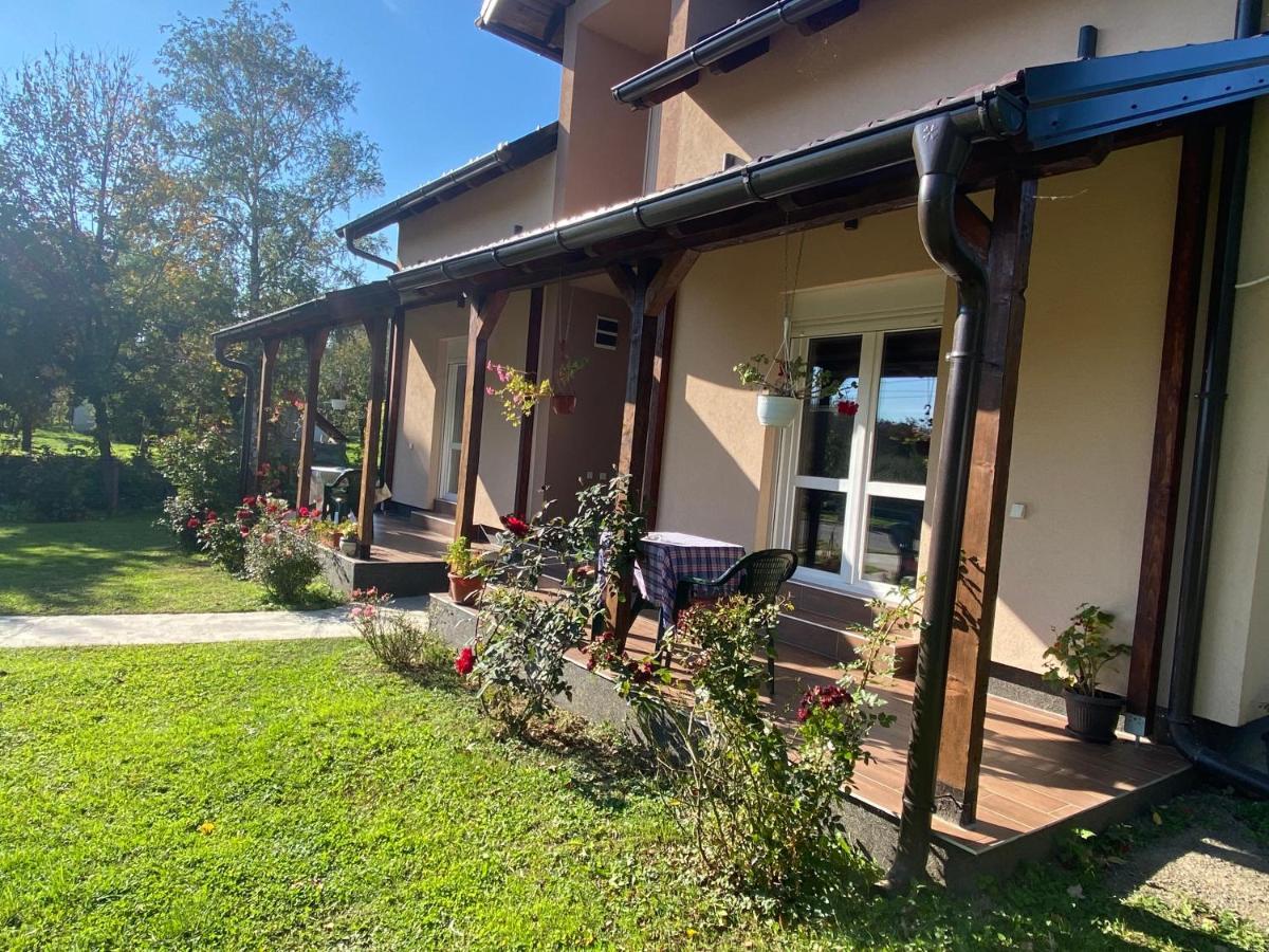 Kod Cika Brke Apartment Vrdnik Luaran gambar